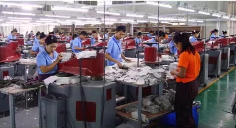 Wuxi Ninecci Glove Co.,Ltd manufacturer production line